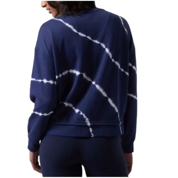 Athleta Sundown Sweatshirt II Eclipse Blue Tie Dye Oversized Comfy Yoga Active - Picture 2 of 8